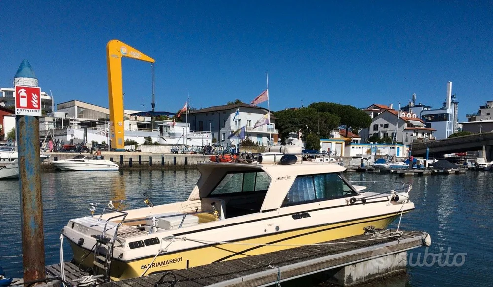 BoatPhoto.coverAlt