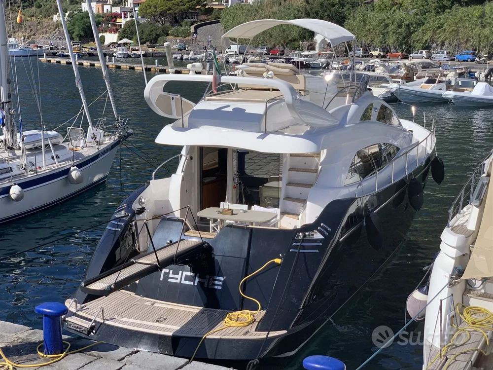 BoatPhoto.alt