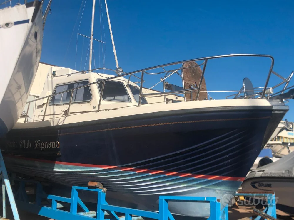 BoatPhoto.coverAlt