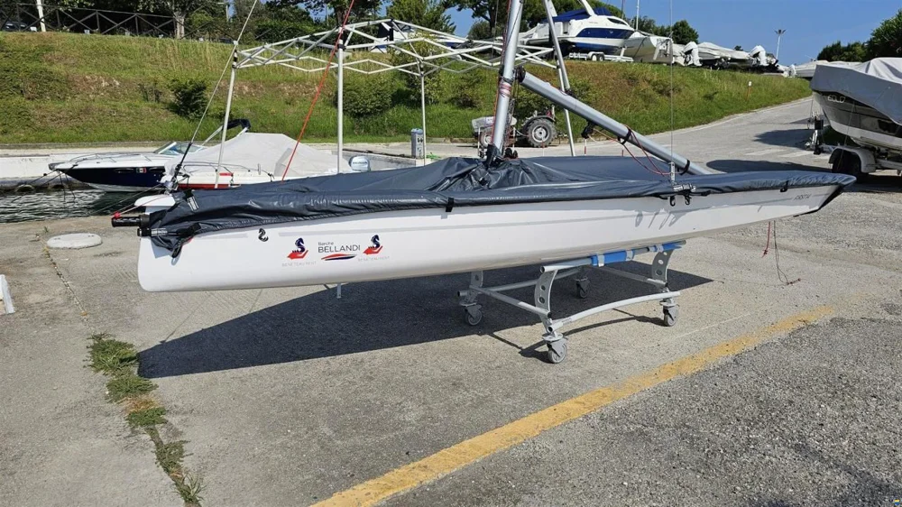 BoatPhoto.coverAlt