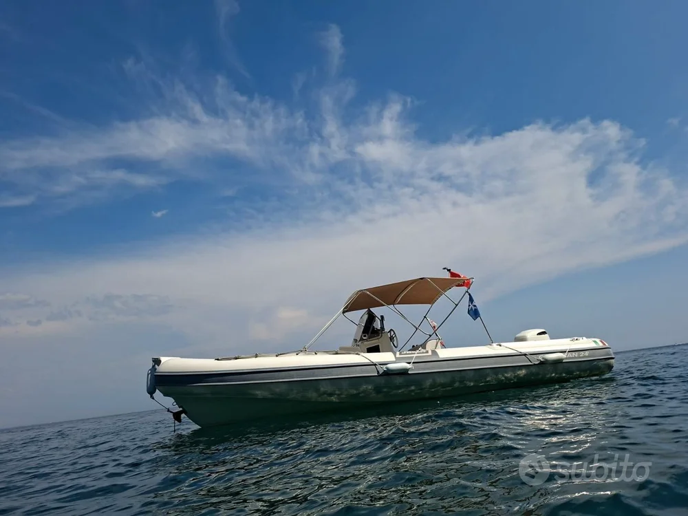BoatPhoto.coverAlt