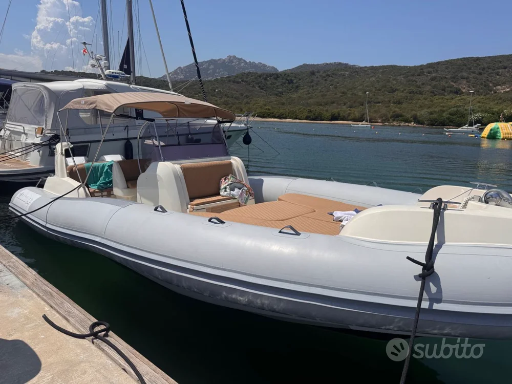 BoatPhoto.coverAlt