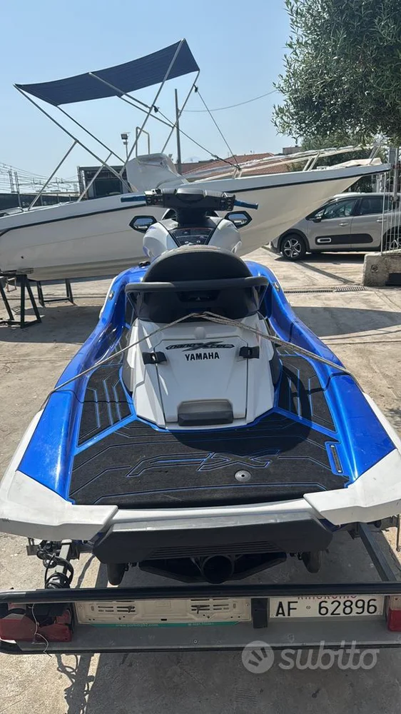 BoatPhoto.alt