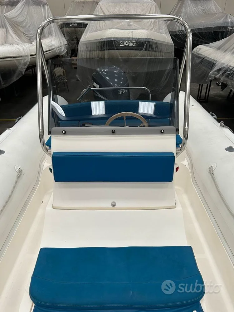 BoatPhoto.alt