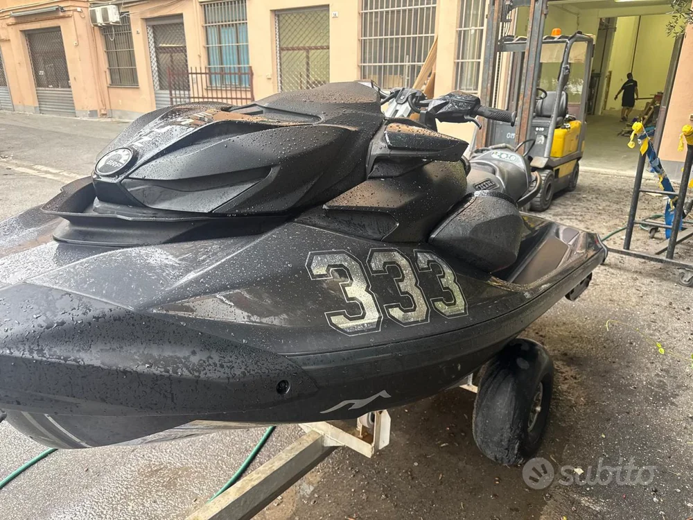 Moto d'acqua SeaDoo Rxpx 2022 50h for sale in Genova, Italy, photo 2 of 4
