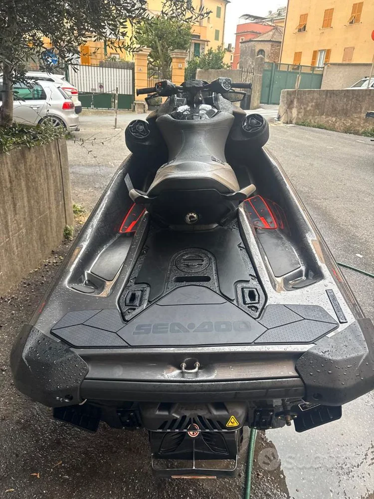 Moto d'acqua SeaDoo Rxpx 2022 50h for sale in Genova, Italy, photo 3 of 4