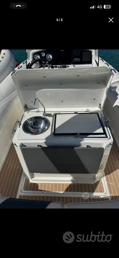 BoatPhoto.alt