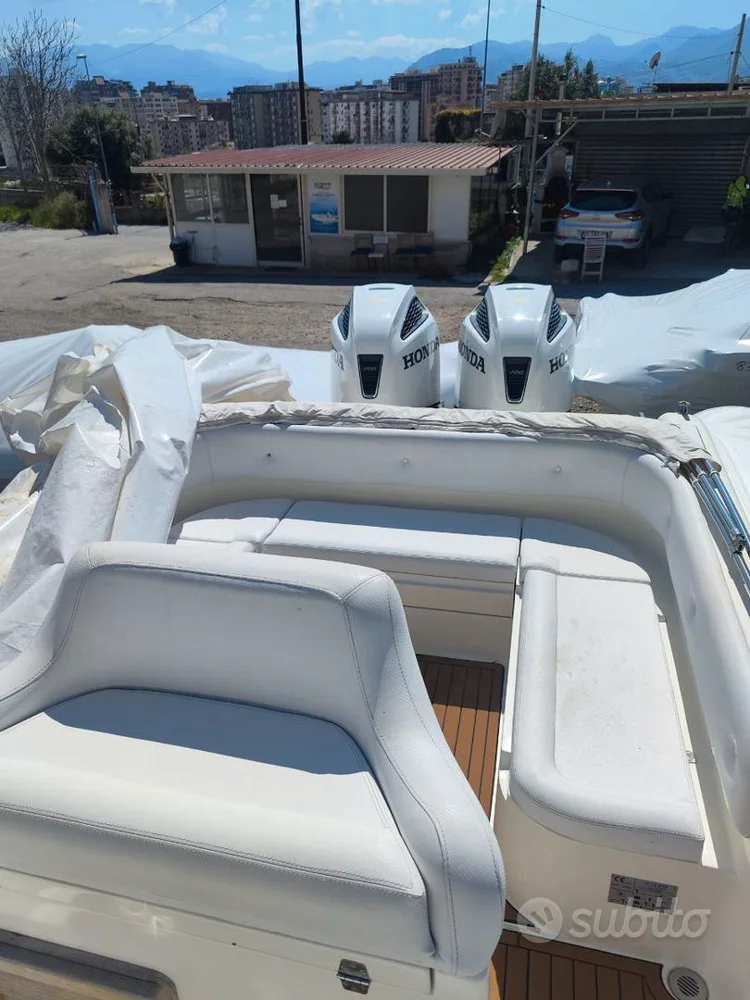 BoatPhoto.alt