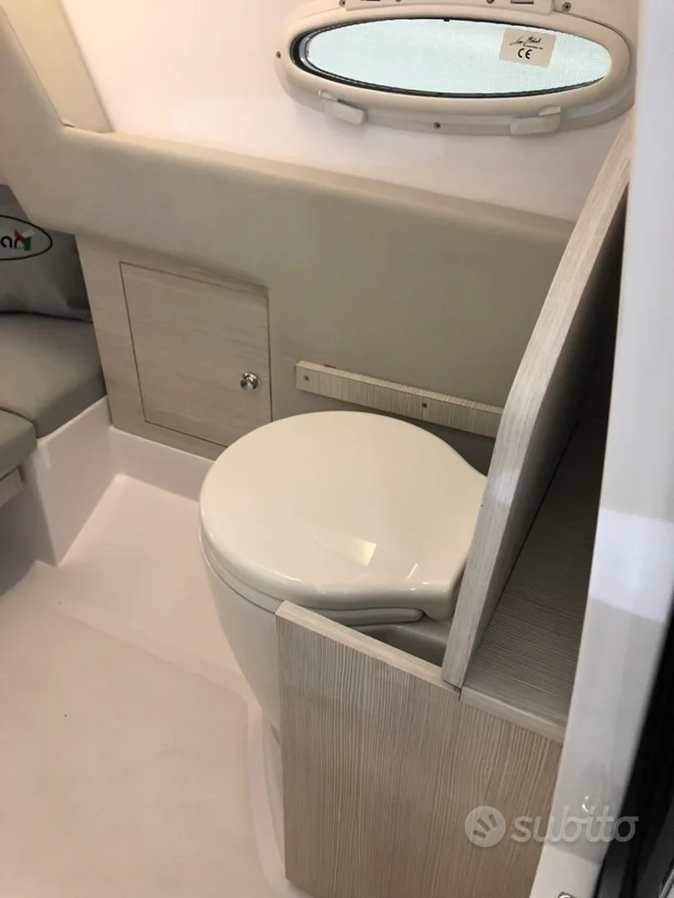 BoatPhoto.alt