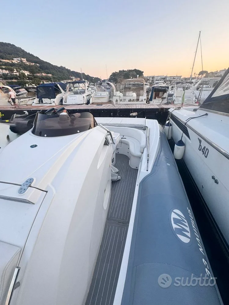 BoatPhoto.alt