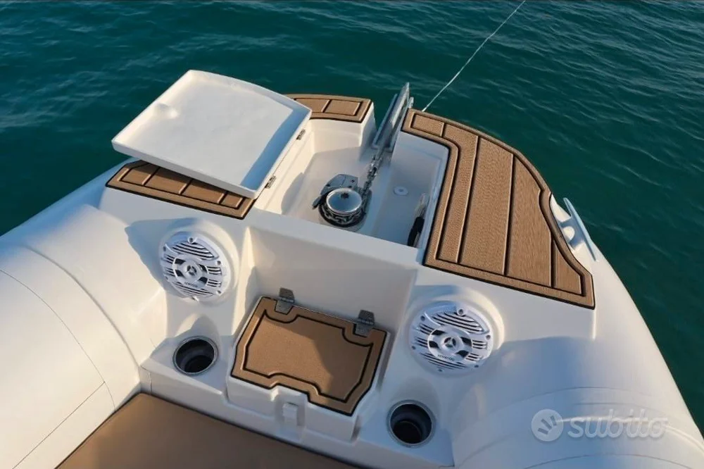 BoatPhoto.alt