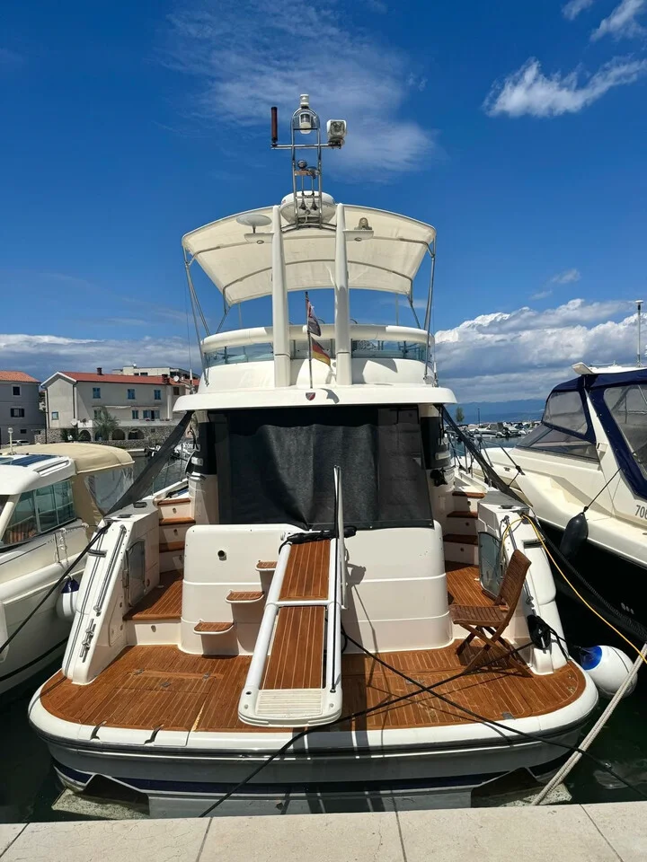 BoatPhoto.alt