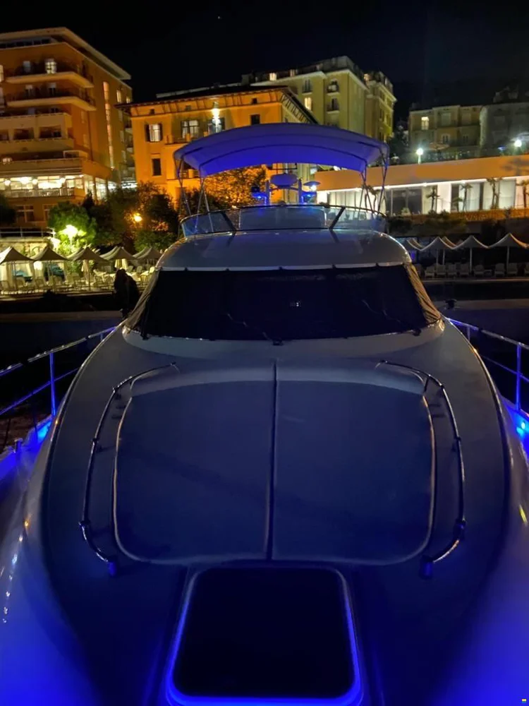 BoatPhoto.alt