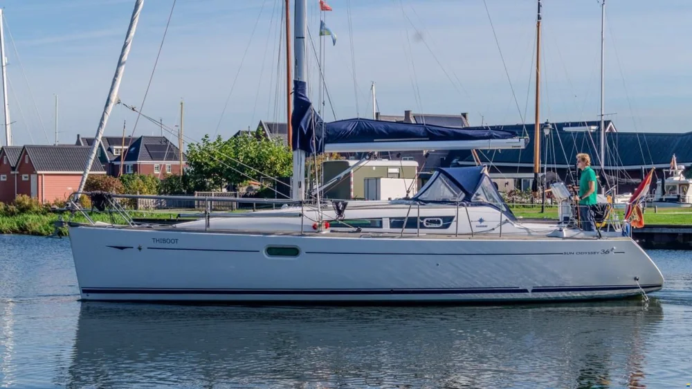BoatPhoto.alt