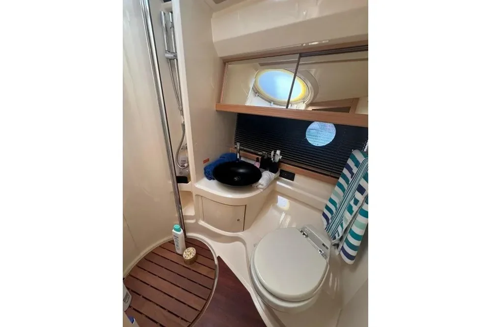 BoatPhoto.alt