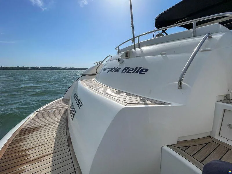 BoatPhoto.alt