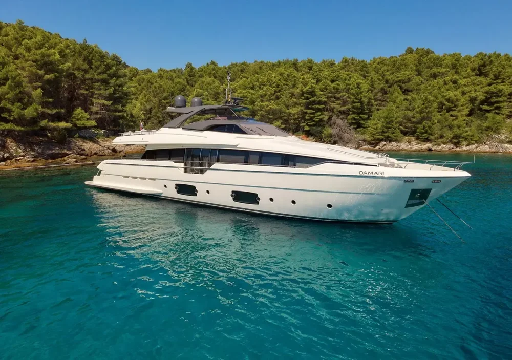 2019 FERRETTI 95 for sale in Zadar, Croatia, photo 1 of 5