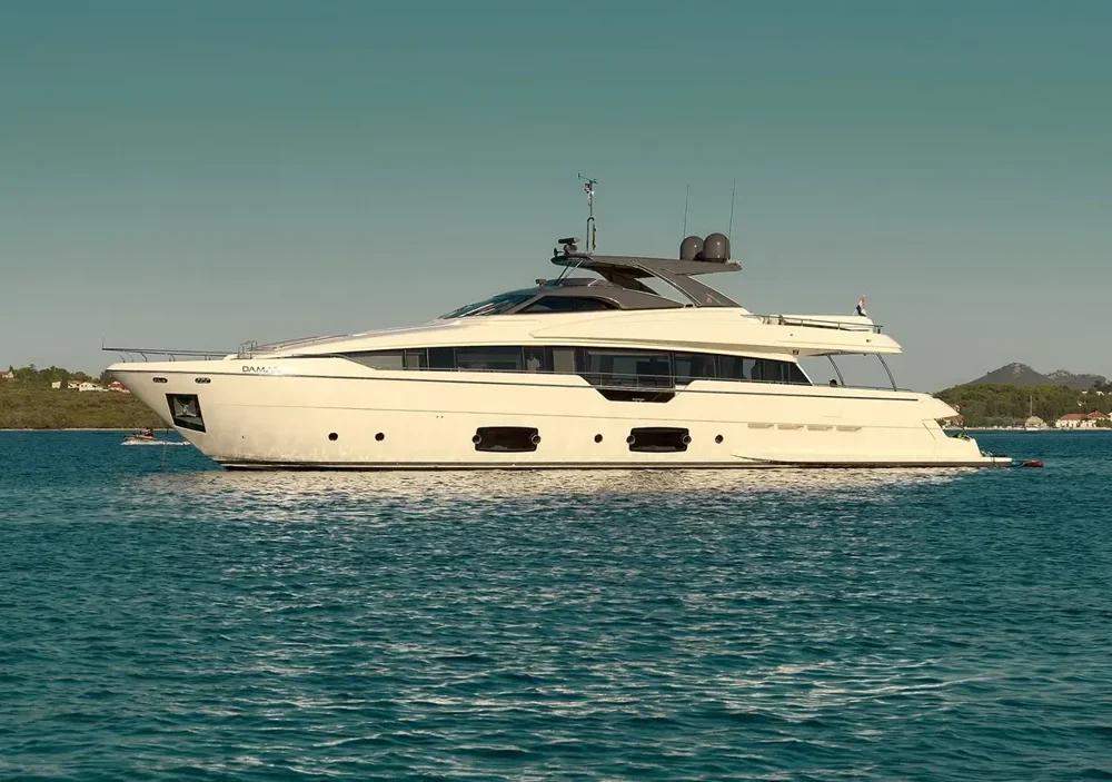 2019 FERRETTI 95 for sale in Zadar, Croatia, photo 2 of 5