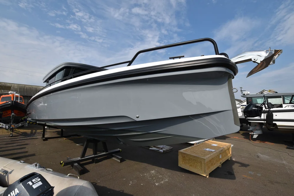 2021 Axopar 37 XC Cross Cabin for sale in Weymouth, United Kingdom, photo 4 of 5
