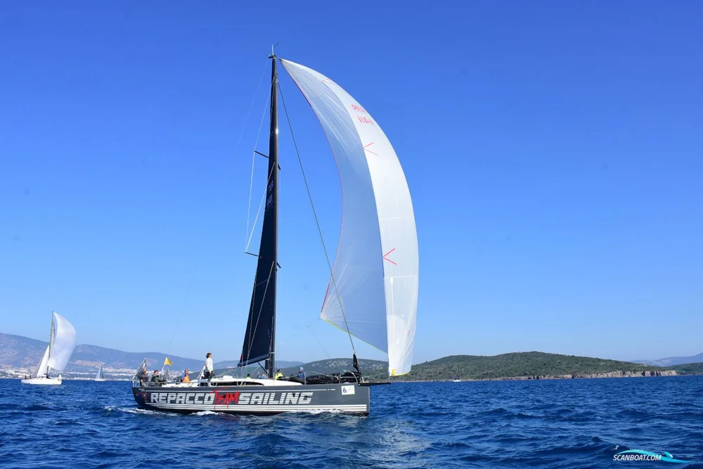 BoatPhoto.alt
