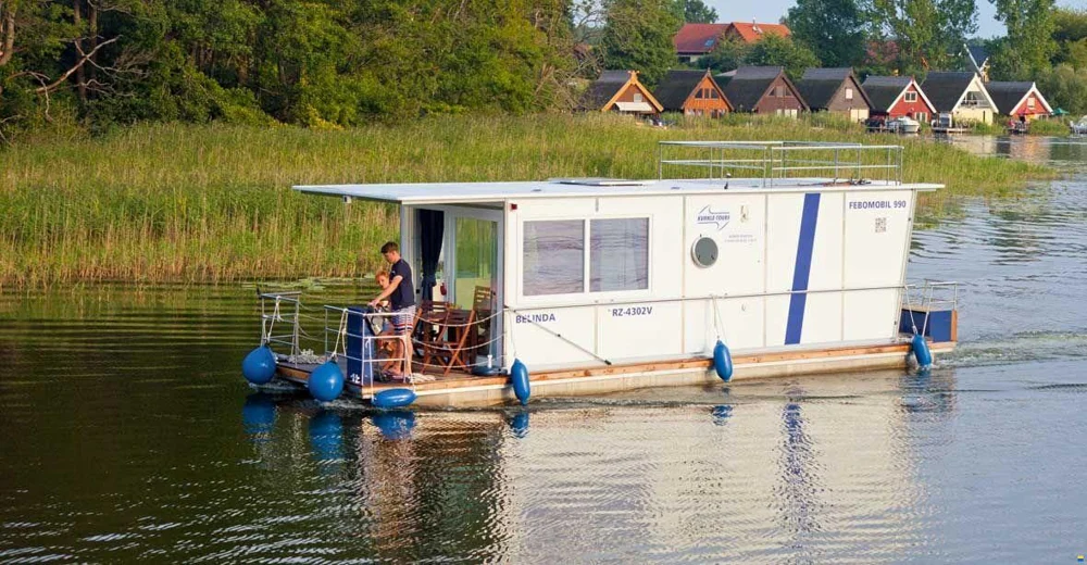 BoatPhoto.coverAlt