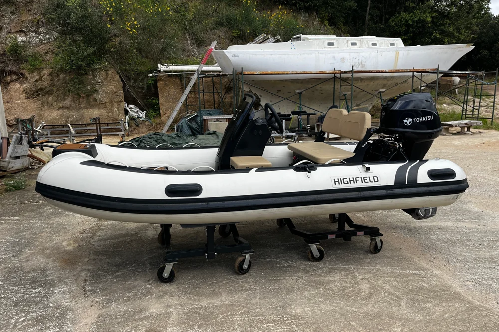 BoatPhoto.coverAlt