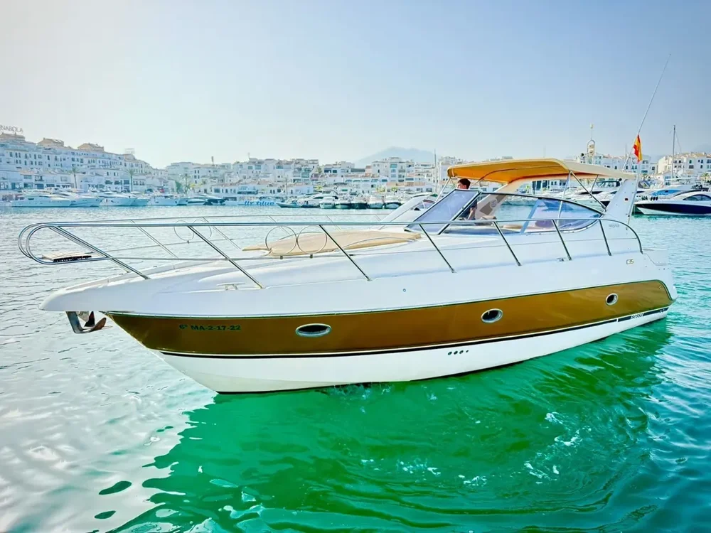 BoatPhoto.coverAlt