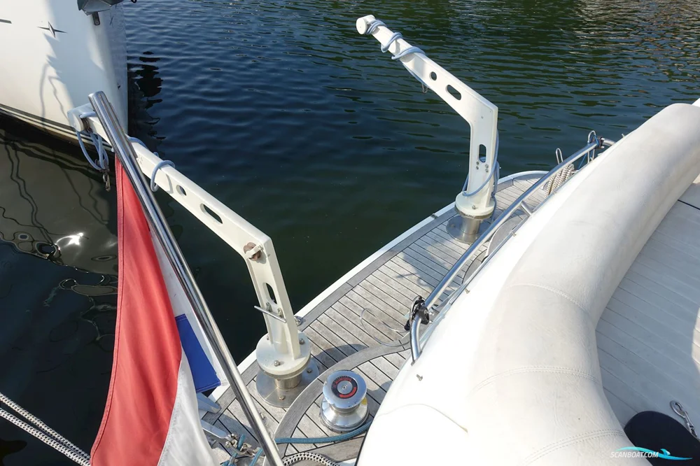 BoatPhoto.alt