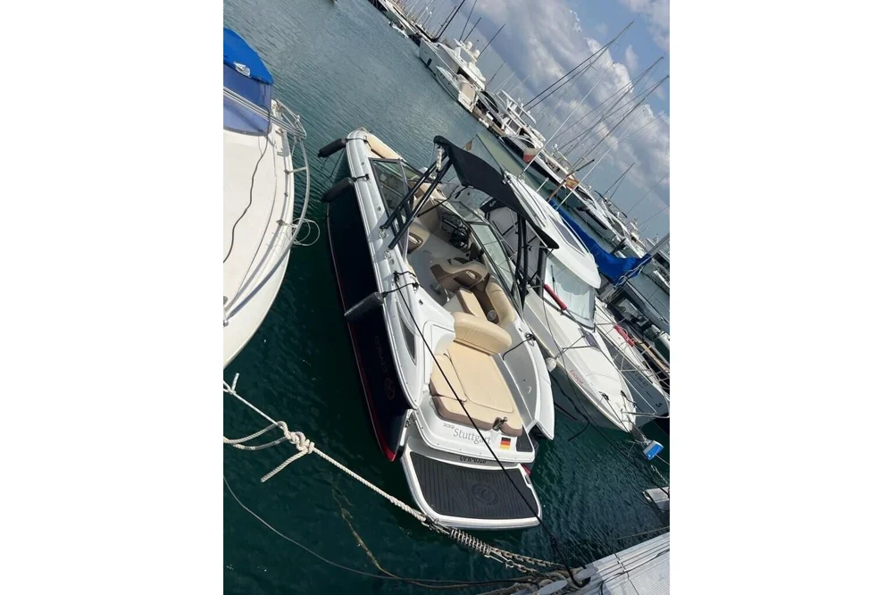 BoatPhoto.coverAlt