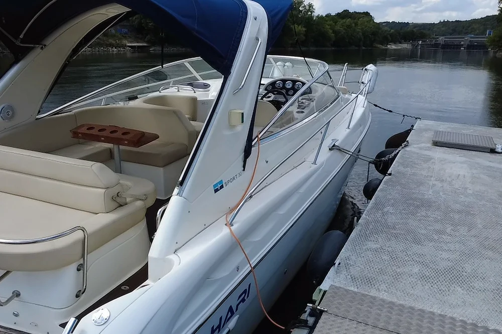 BoatPhoto.alt