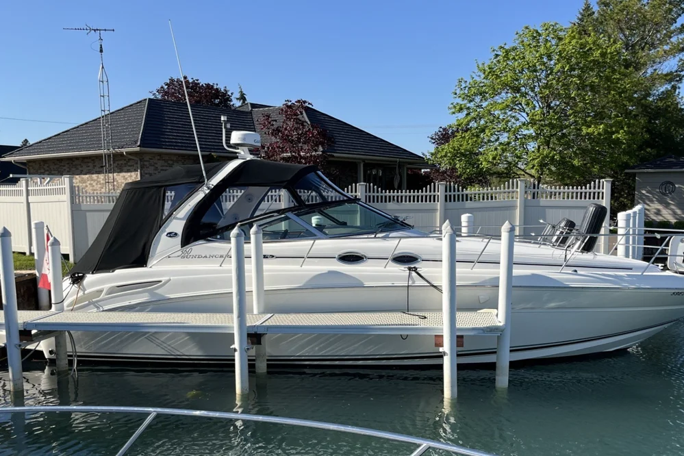 BoatPhoto.coverAlt