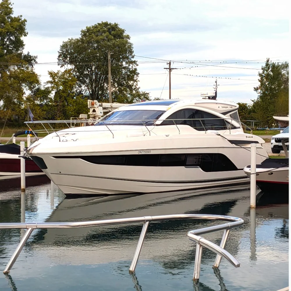 BoatPhoto.coverAlt