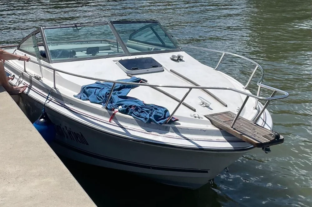 BoatPhoto.alt