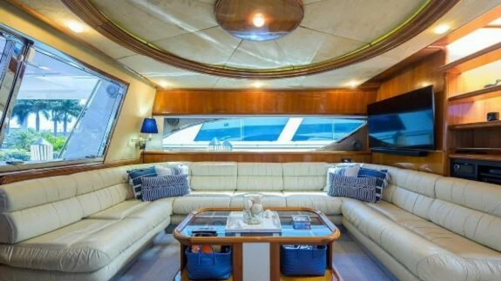 2000 FERRETTI 72 motoryacht for sale in La Paz, Mexico, photo 4 of 5