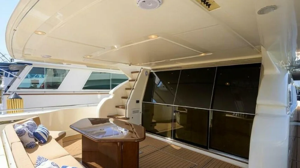 2000 FERRETTI 72 motoryacht for sale in La Paz, Mexico, photo 5 of 5