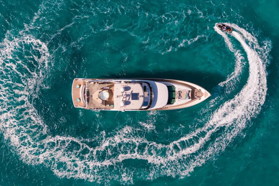 BoatPhoto.alt
