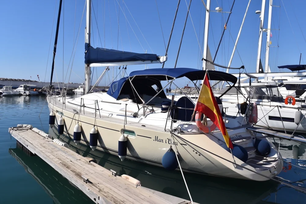 BoatPhoto.coverAlt