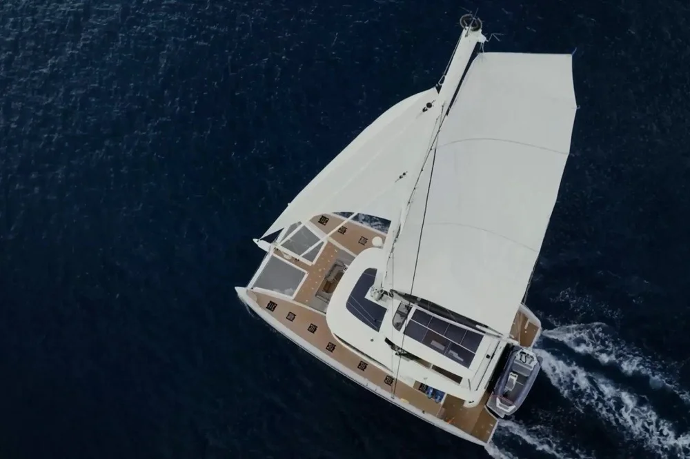 BoatPhoto.coverAlt