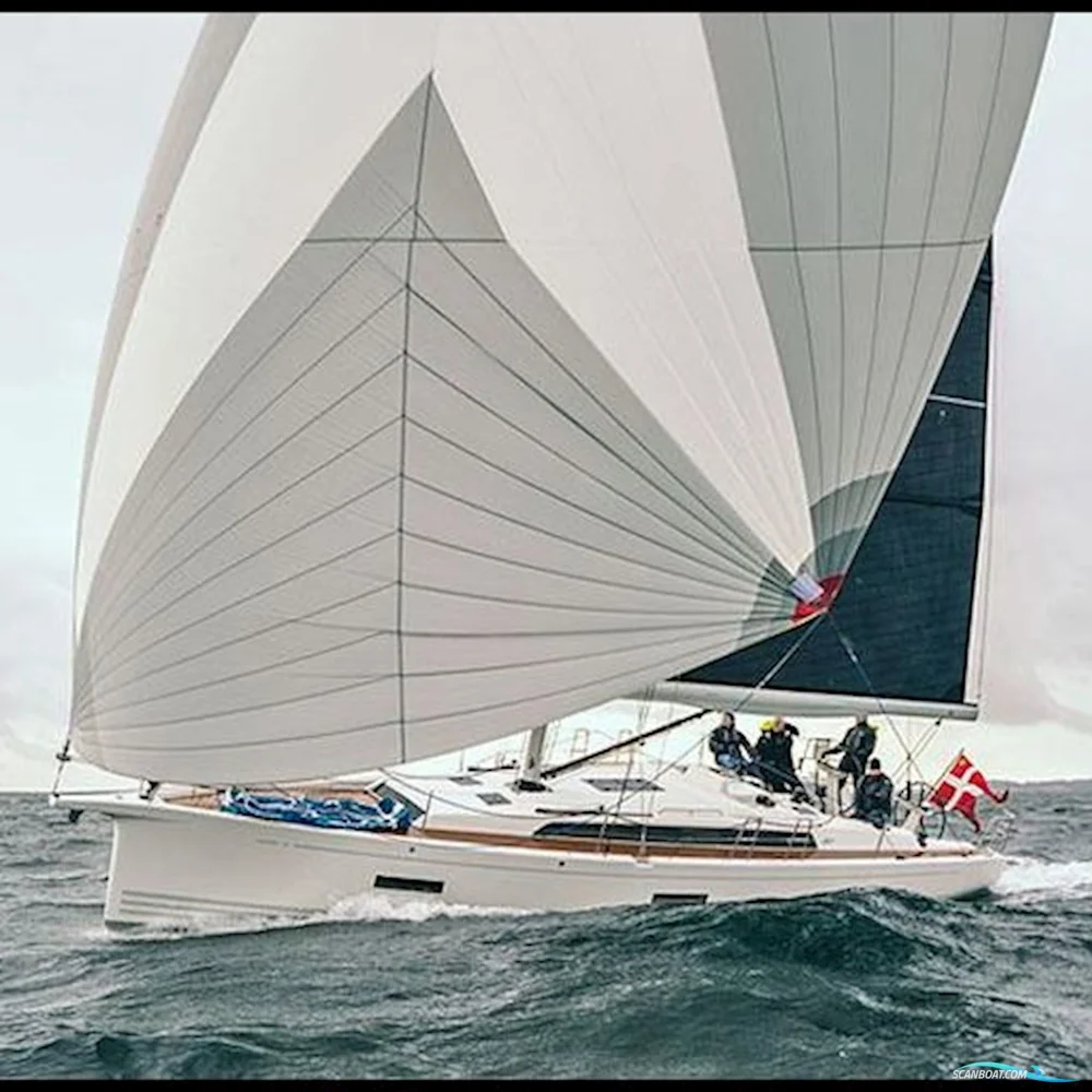 BoatPhoto.coverAlt