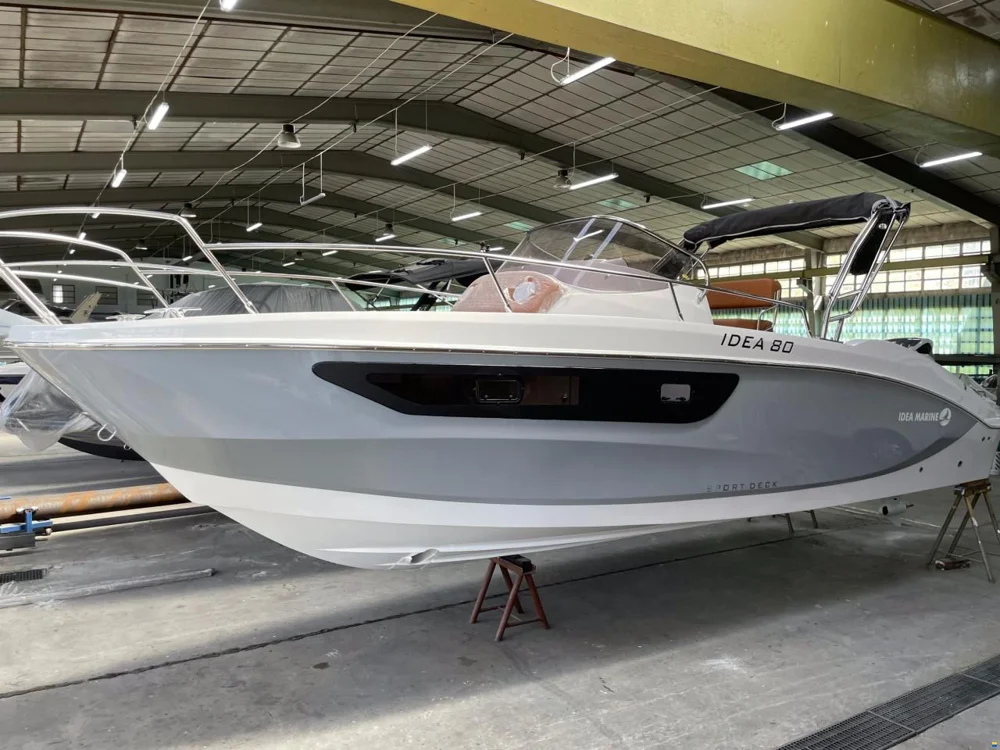 BoatPhoto.coverAlt