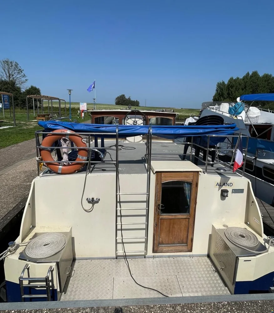 BoatPhoto.alt