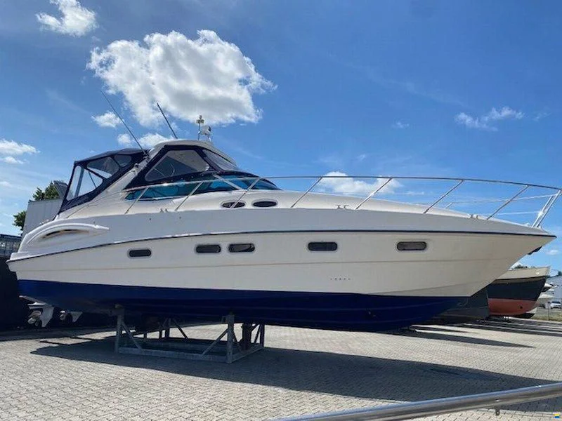 BoatPhoto.coverAlt