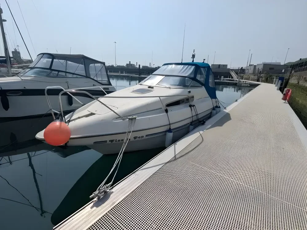 BoatPhoto.alt