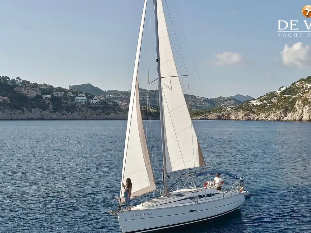 2006 BENETEAU Oceanis 323 for sale in Palma, Spain, photo 2 of 5