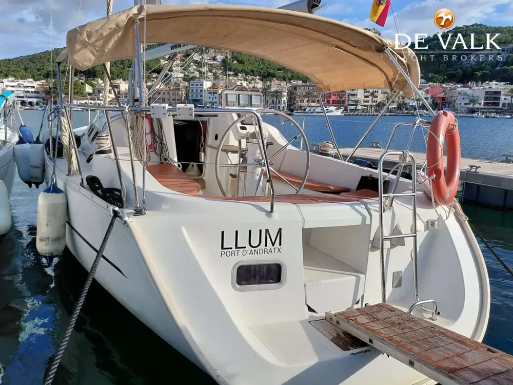 2006 BENETEAU Oceanis 323 for sale in Palma, Spain, photo 3 of 5