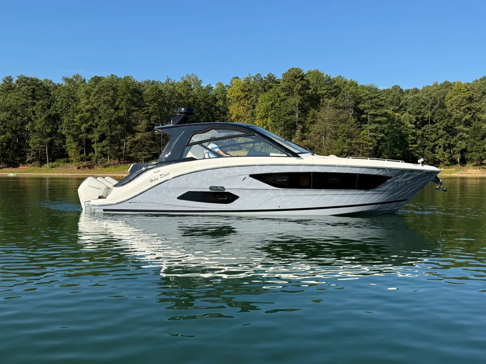 BoatPhoto.coverAlt