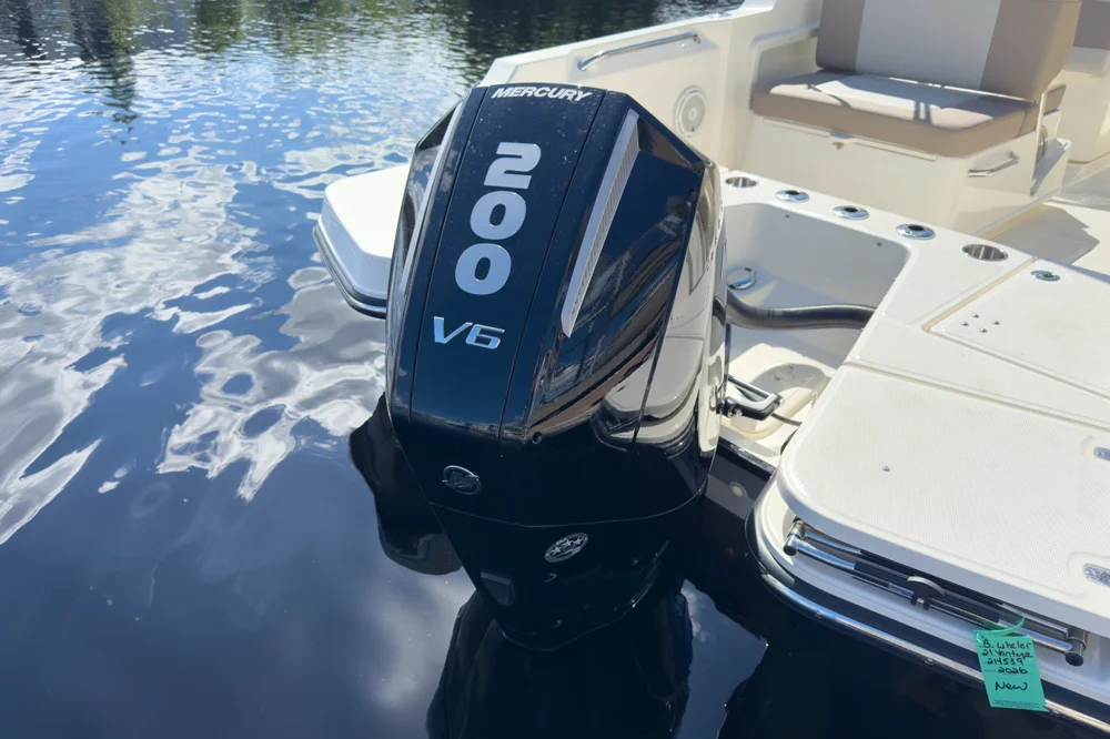 2026 Boston Whaler 210 Vantage for sale, photo 5 of 5