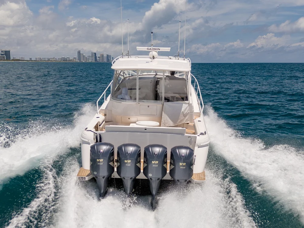 BoatPhoto.alt
