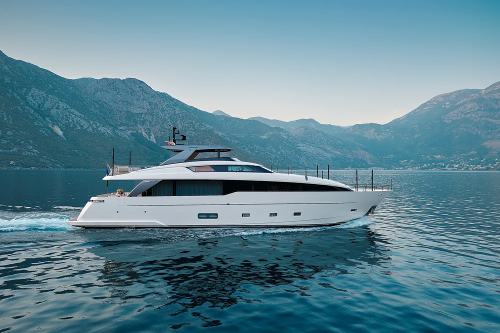 BoatPhoto.coverAlt