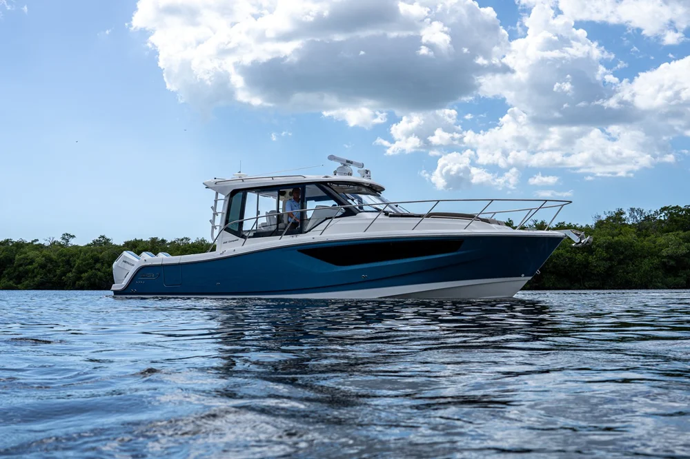 BoatPhoto.coverAlt